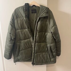 Everlane size medium green puffer
